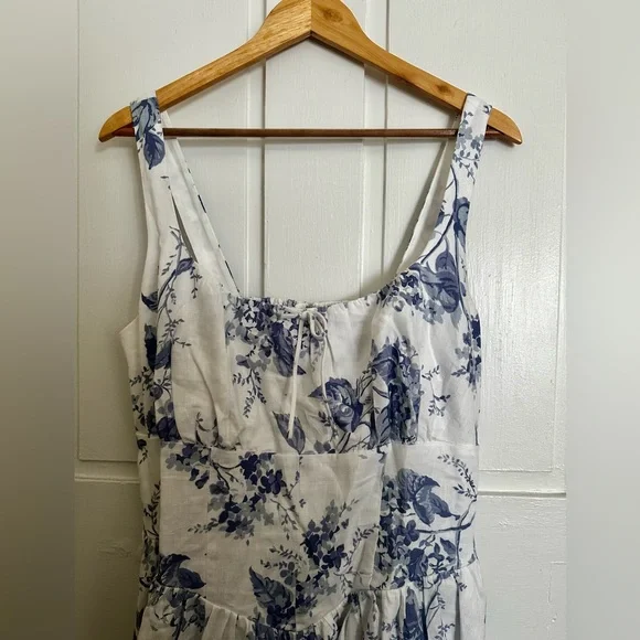 Reformation Linen Balia in Lupine - Picture 7 of 9